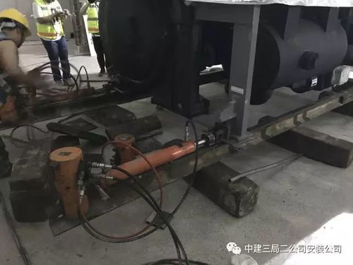 二公司首个设备与管道硬连接项目提前三个月完成冷机进场